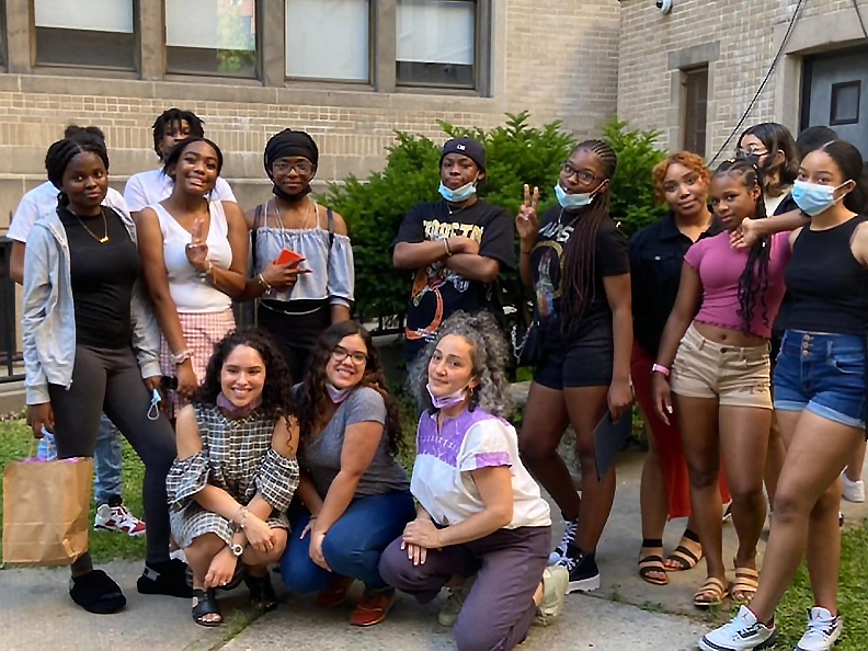 Scholars with Naomi_Wellness Director Scholars with Naomi_Wellness Director